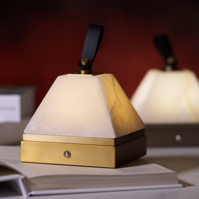 Luma Cube Alabaster Portable Lamp - Simprolos