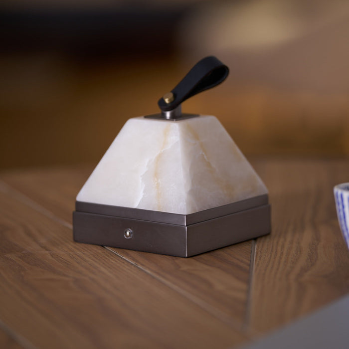 Luma Cube Alabaster Portable Lamp - Simprolos