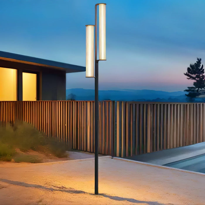 Lumo Arc Outdoor Post Lamp - Simprolos