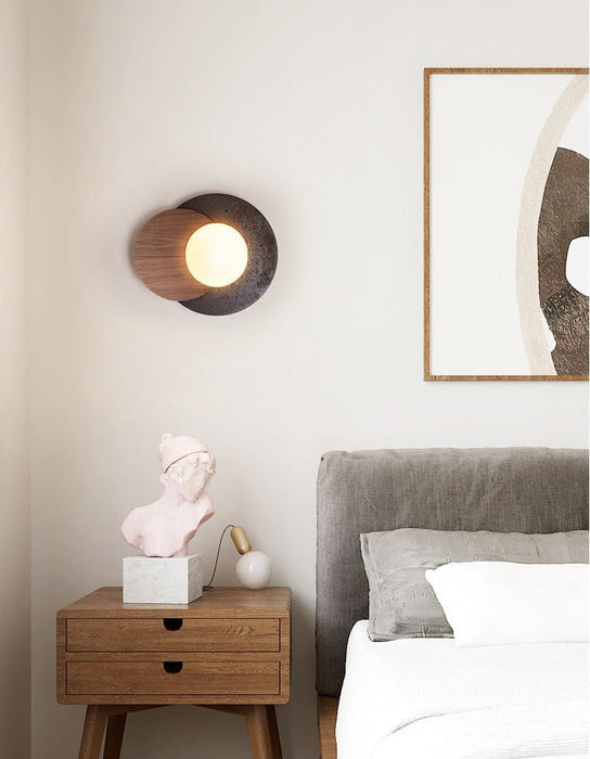 Lunar Embrace Sconce - Simprolos