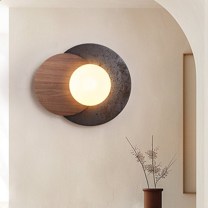 Lunar Embrace Sconce - Simprolos