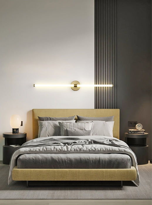 Minimalist Vertical Wall Sconce - Simprolos