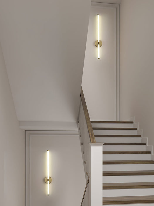 Minimalist Vertical Wall Sconce - Simprolos