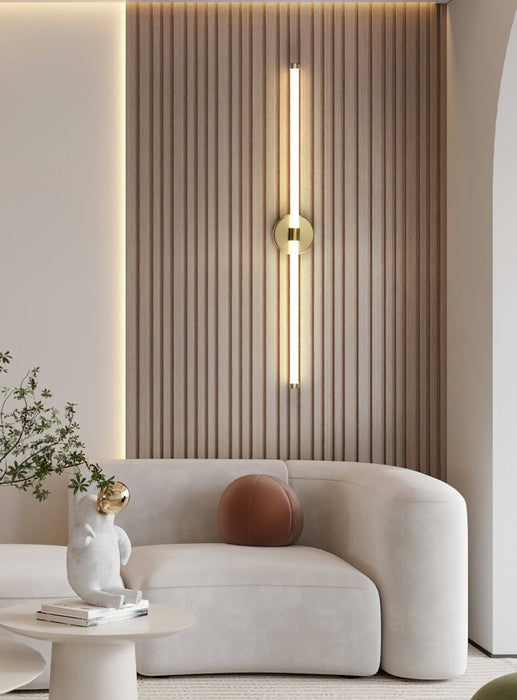 Minimalist Vertical Wall Sconce - Simprolos
