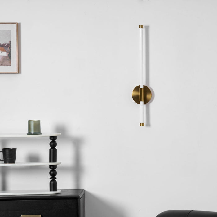 Minimalist Vertical Wall Sconce - Simprolos