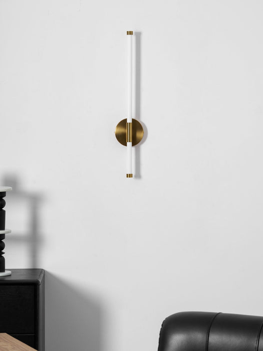 Minimalist Vertical Wall Sconce - Simprolos