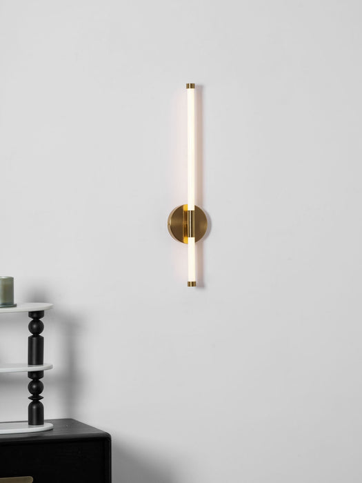 Minimalist Vertical Wall Sconce - Simprolos