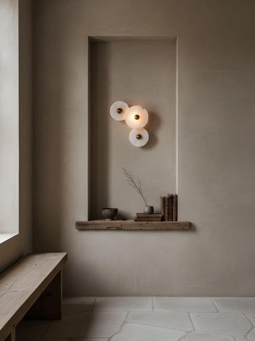 Nayra Alabaster Wall Lamp - Simprolos