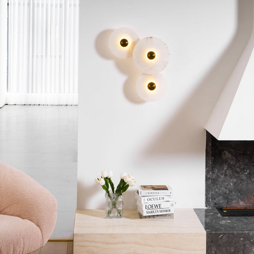 Nayra Alabaster Wall Lamp - Simprolos