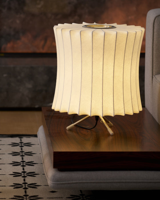 Nelson Tripod Table Lamp Simprolos