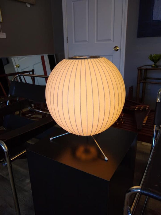 Nelson Tripod Table Lamp - Simprolos