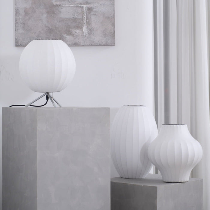 Nelson Tripod Table Lamp - Simprolos