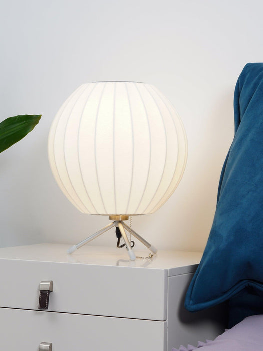 Nelson Tripod Table Lamp - Simprolos