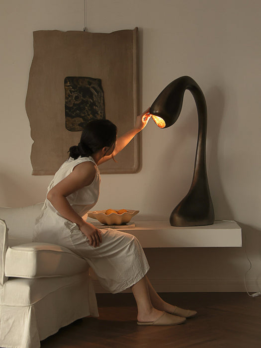 Noor Sculptural Table Lamp - Simprolos