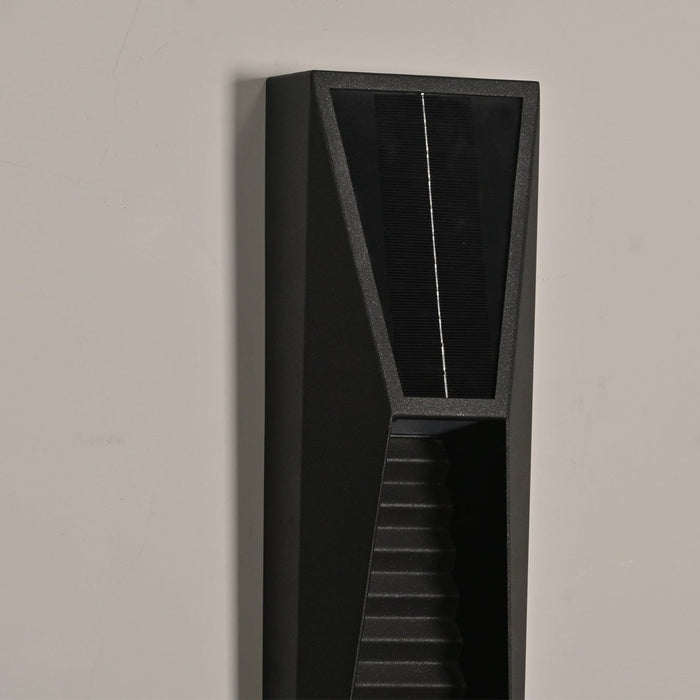 Obsidian Path Solar Outdoor Wall Light - Simprolos