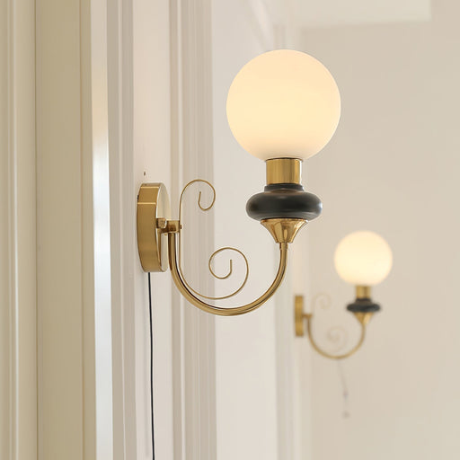 Onyx Plug - in Wall Lamp - Simprolos