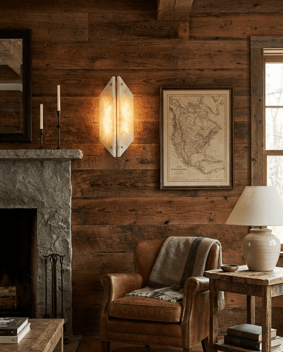 Onyxa Crest Alabaster Wall Lamp - Simprolos