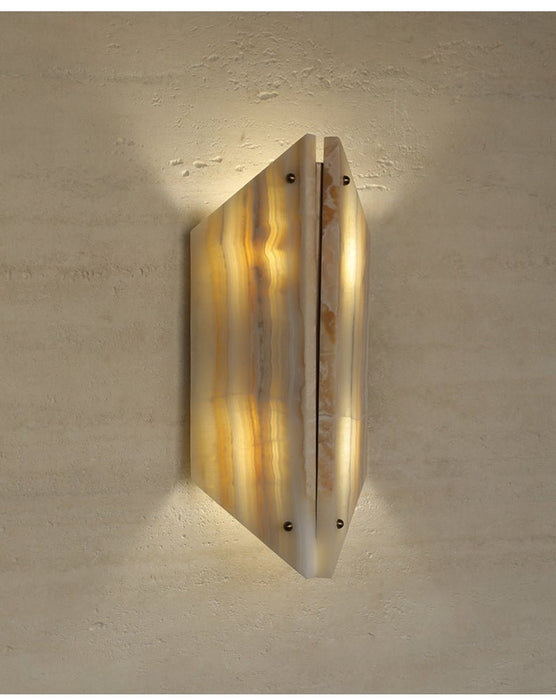 Onyxa Crest Alabaster Wall Lamp - Simprolos