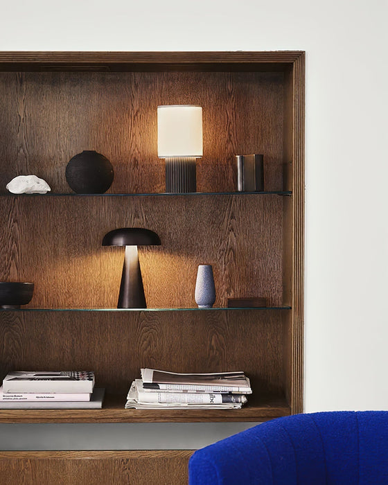 Orlo Ribbed Table Lamp - Simprolos