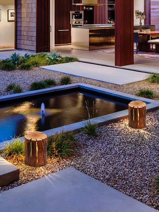 Rustic Log Outdoor LED Light - Simprolos