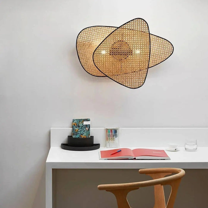 Screen Cannage Sconce - Simprolos