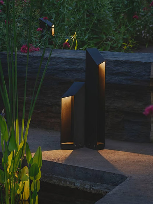 Shadow Peak Outdoor Bollard Light - Simprolos