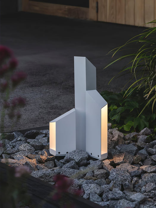 Shadow Peak Outdoor Bollard Light - Simprolos