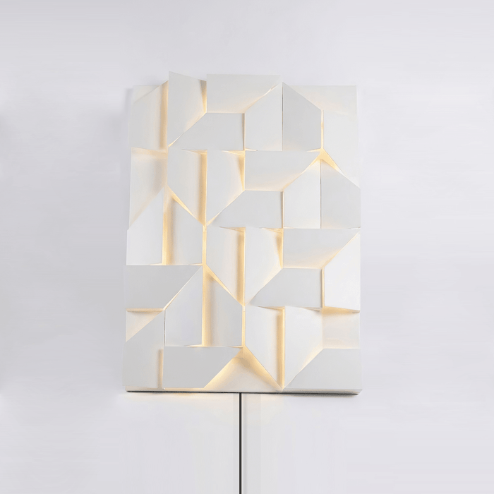 Shadows Grand Plug - in Sconce - Simprolos