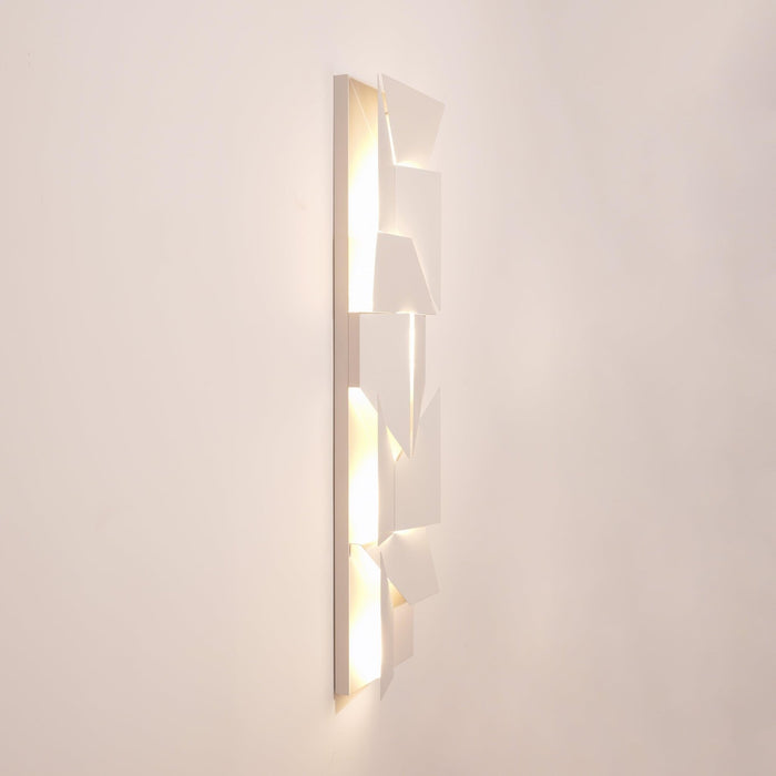 Shadows Grand Plug - in Sconce - Simprolos