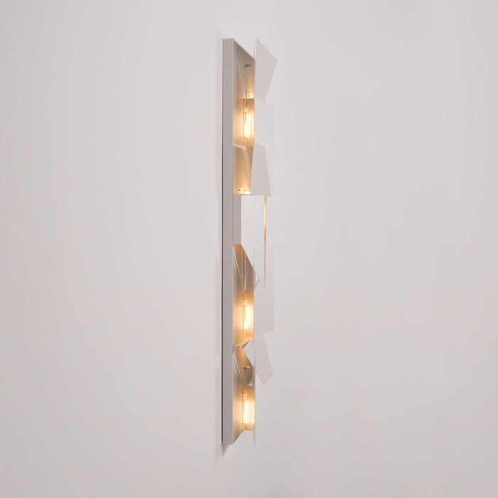 Shadows Grand Plug - in Sconce - Simprolos
