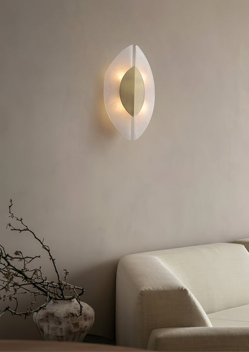 Solari Alabaster Leaf Sconce - Simprolos