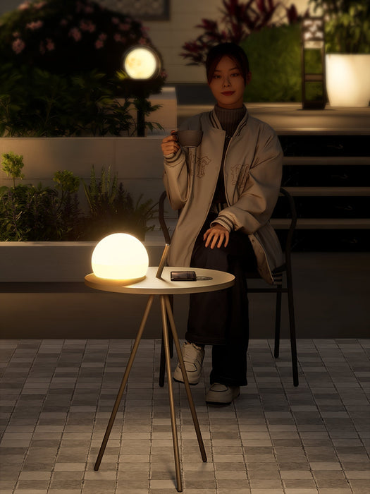 Soluna Tripod Outdoor Lamp - Simprolos