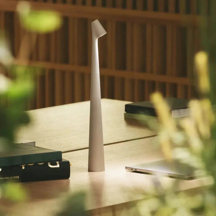 Stem Illuminator Led Touch Table Lamp - Simprolos