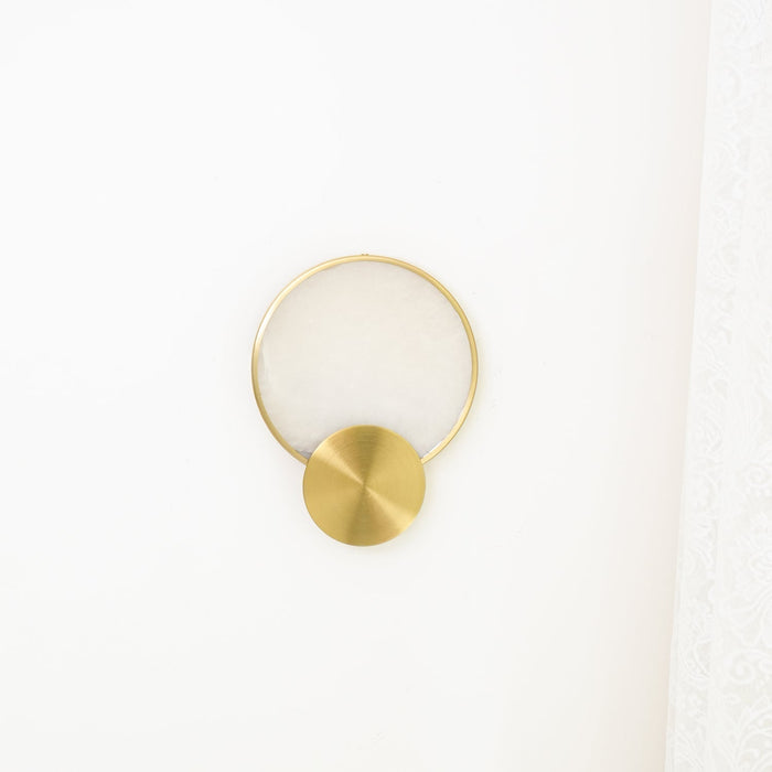 Terra Svet Alabaster Wall Lamp - Simprolos