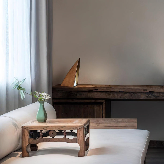 Triangular Table Lamp - Simprolos