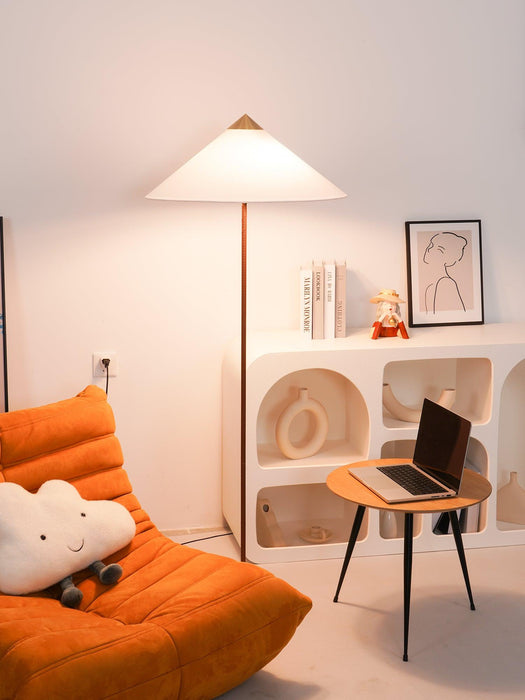 Tynell Floor Lamp - Simprolos