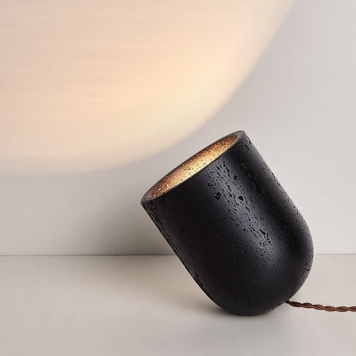 Vultrion Table Lamp - Simprolos