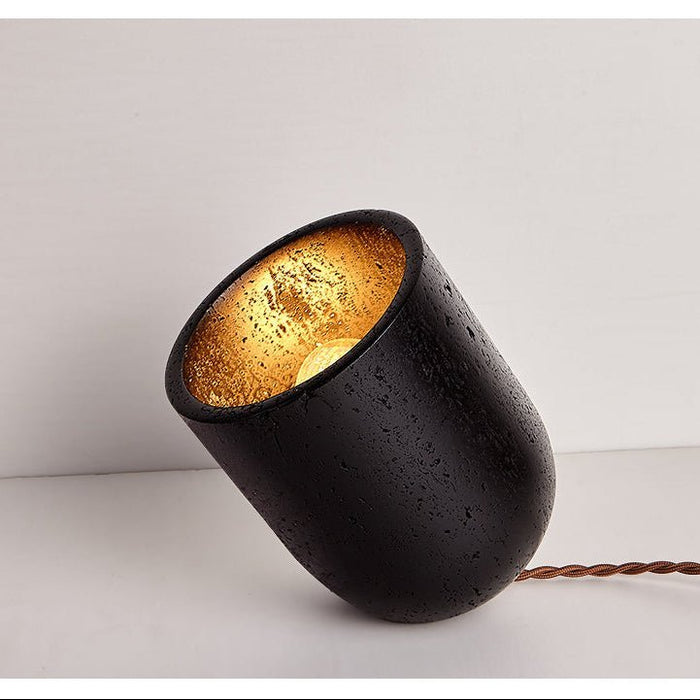 Vultrion Table Lamp - Simprolos