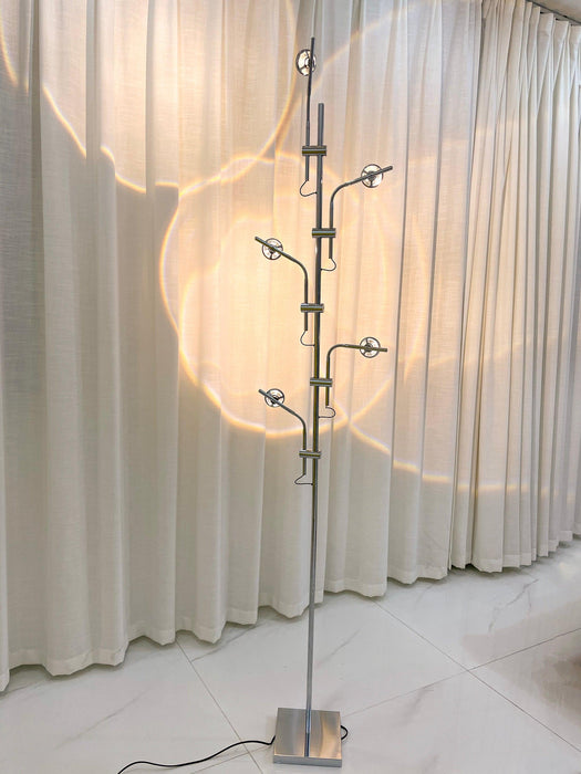 Wa Wa Floor Lamp Simprolos