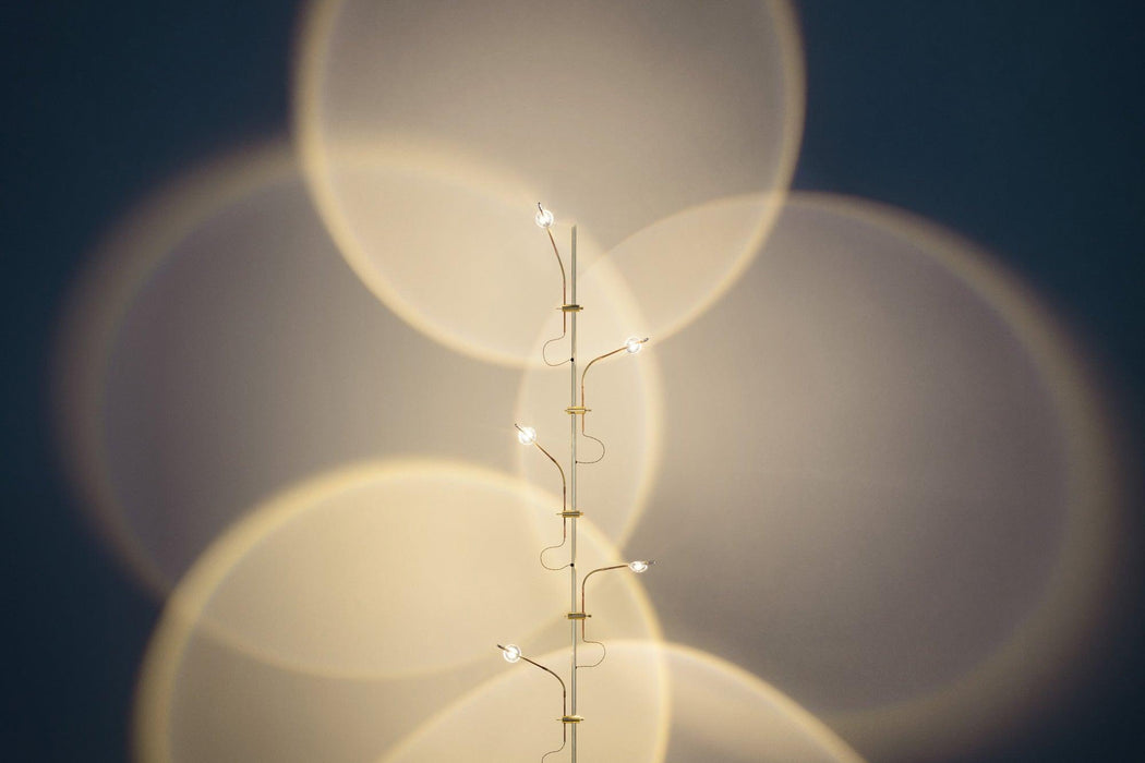 Wa Wa Floor Lamp Simprolos