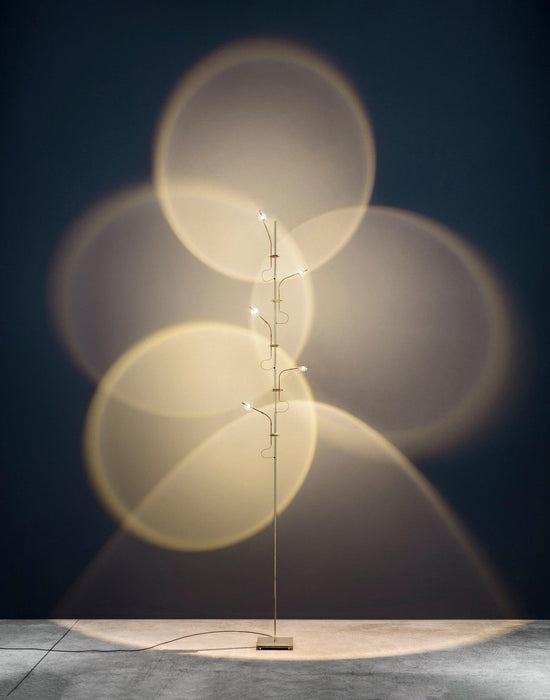 Wa Wa Floor Lamp Simprolos