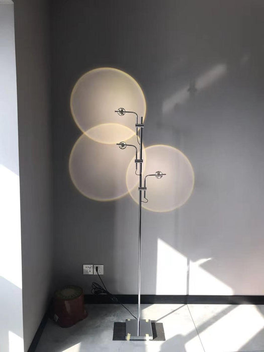 Wa Wa Floor Lamp Simprolos